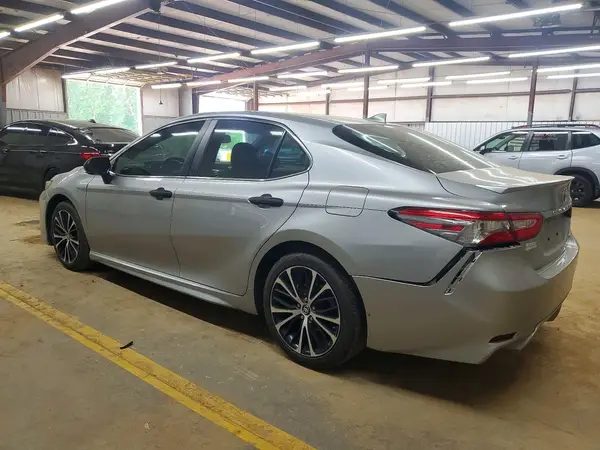 4T1B11HK3KU785347 2019 TOYOTA CAMRY - Image 2