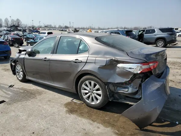 4T1B11HK3KU787065 2019 TOYOTA CAMRY - Image 2