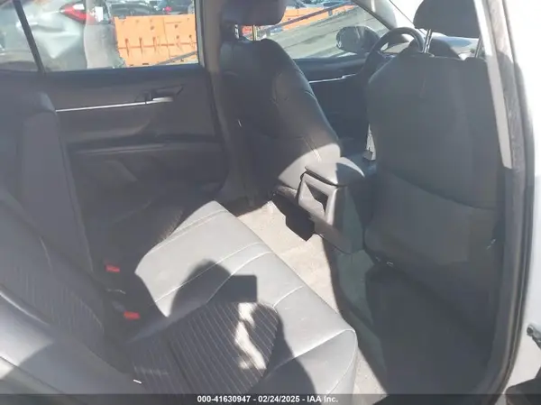 4T1B11HK3KU787759 2019 TOYOTA CAMRY - Image 8