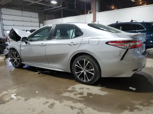 4T1B11HK3KU797207 2019 TOYOTA CAMRY - Image 2