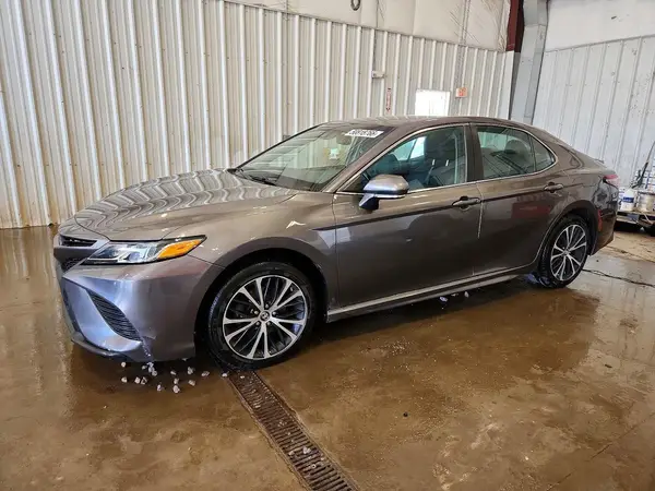 4T1B11HK3KU800767 2019 TOYOTA CAMRY - Image 1
