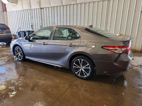 4T1B11HK3KU800767 2019 TOYOTA CAMRY - Image 2