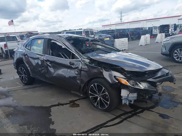 4T1B11HK3KU803765 2019 TOYOTA CAMRY - Image 1