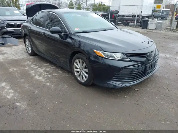 4T1B11HK3KU805435 2019 TOYOTA CAMRY - Image 1