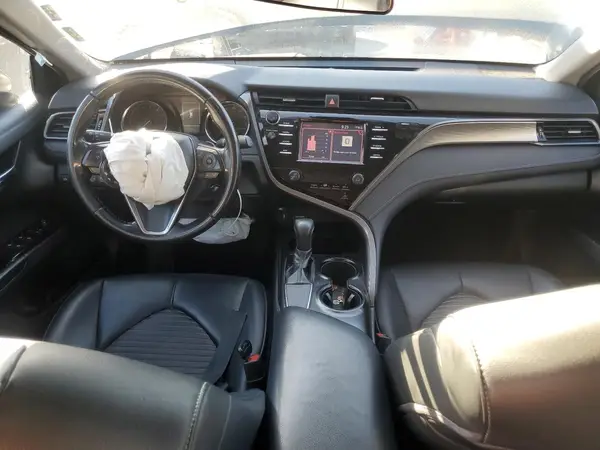 4T1B11HK3KU808142 2019 TOYOTA CAMRY - Image 8