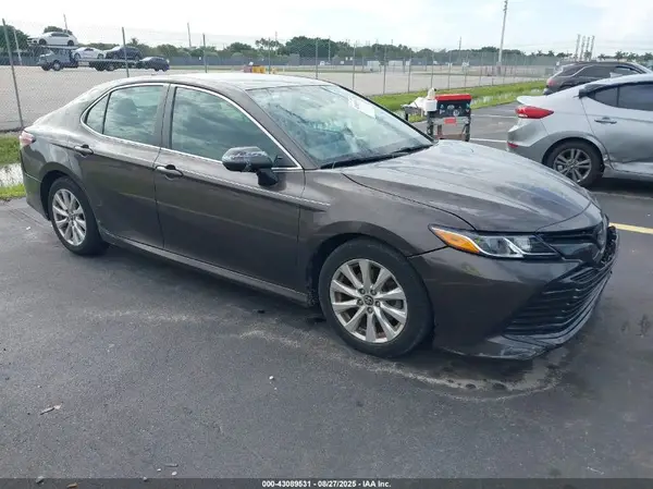 4T1B11HK3KU809971 2019 TOYOTA CAMRY - Image 1