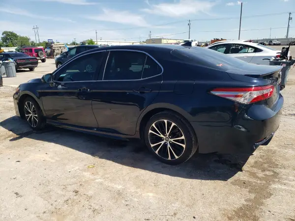 4T1B11HK3KU813129 2019 TOYOTA CAMRY - Image 2