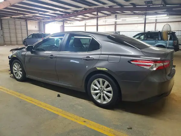 4T1B11HK3KU814314 2019 TOYOTA CAMRY - Image 2