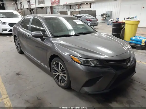 4T1B11HK3KU816502 2019 TOYOTA CAMRY - Image 1