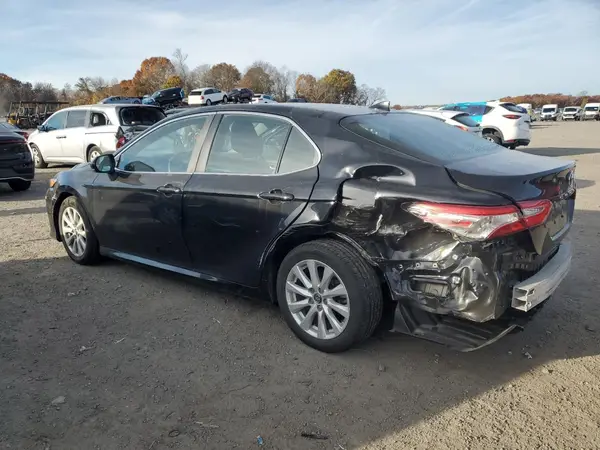 4T1B11HK3KU817259 2019 TOYOTA CAMRY - Image 2