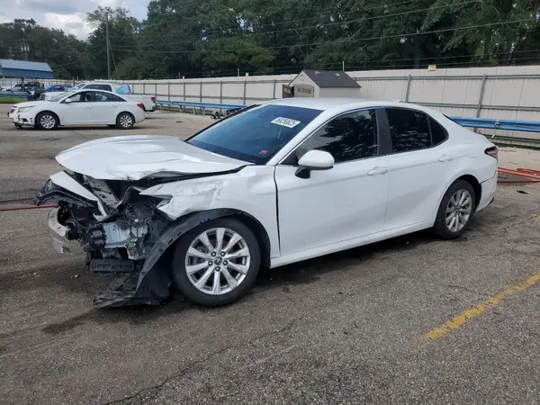 4T1B11HK3KU819481 2019 TOYOTA CAMRY - Image 1
