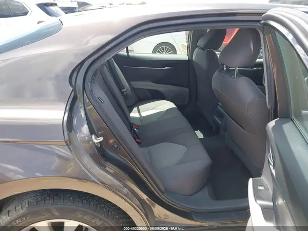 4T1B11HK3KU820274 2019 TOYOTA CAMRY - Image 8