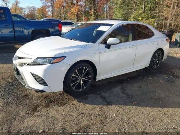 4T1B11HK3KU827659 2019 TOYOTA CAMRY - Image 2