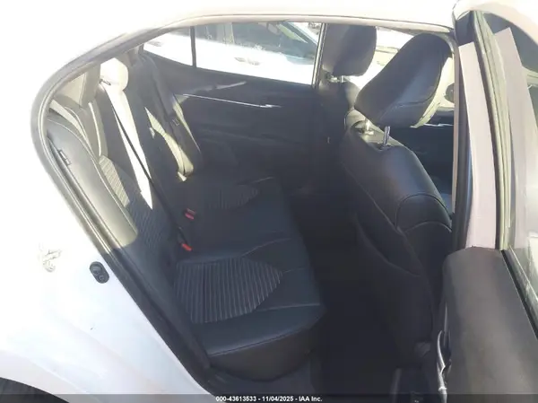 4T1B11HK3KU827659 2019 TOYOTA CAMRY - Image 8