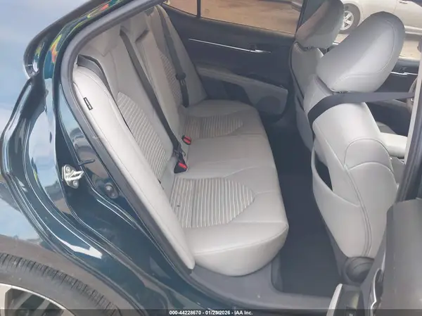 4T1B11HK3KU832442 2019 TOYOTA CAMRY - Image 8
