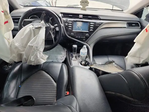 4T1B11HK3KU834028 2019 TOYOTA CAMRY - Image 8
