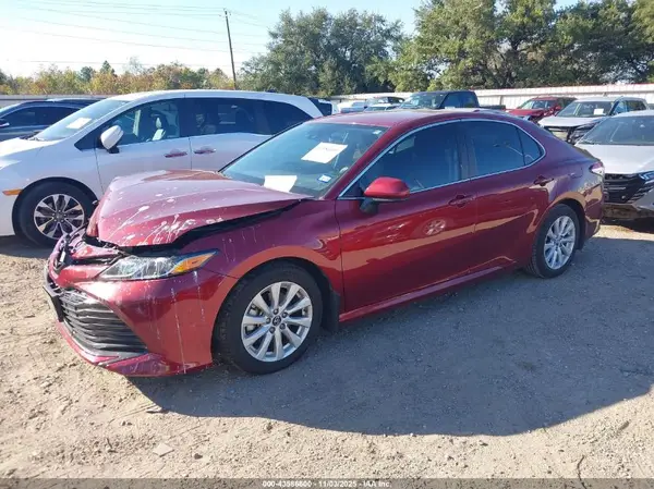 4T1B11HK3KU842470 2019 TOYOTA CAMRY - Image 2