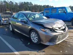 4T1B11HK3KU844686 2019 TOYOTA CAMRY