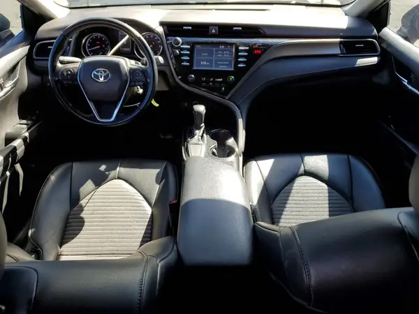 4T1B11HK3KU848611 2019 TOYOTA CAMRY - Image 8