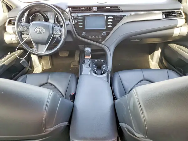 4T1B11HK3KU852304 2019 TOYOTA CAMRY - Image 8