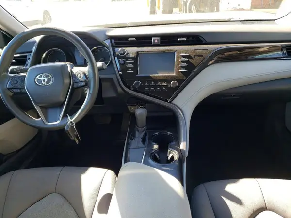 4T1B11HK3KU852464 2019 TOYOTA CAMRY - Image 8