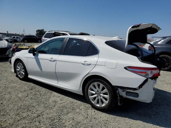 4T1B11HK3KU852626 2019 TOYOTA CAMRY - Image 2