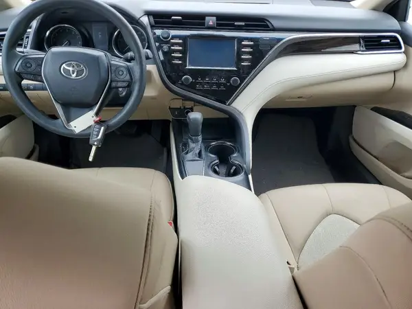 4T1B11HK4JU007010 2018 TOYOTA CAMRY - Image 8