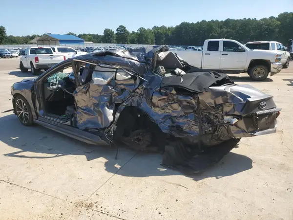 4T1B11HK4JU012692 2018 TOYOTA CAMRY - Image 2