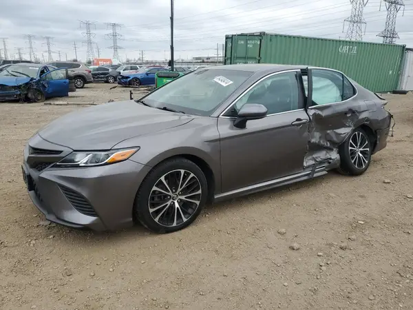 4T1B11HK4JU019108 2018 TOYOTA CAMRY - Image 1