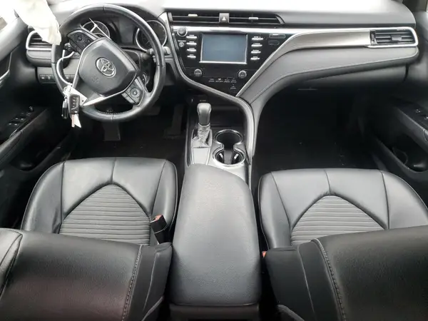 4T1B11HK4JU019108 2018 TOYOTA CAMRY - Image 8