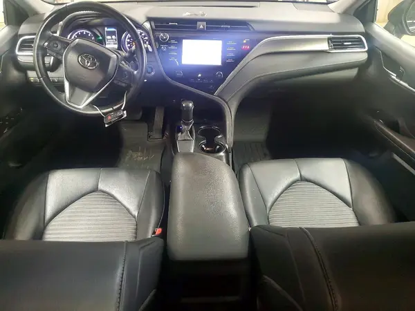 4T1B11HK4JU021599 2018 TOYOTA CAMRY - Image 8