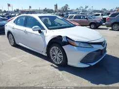 4T1B11HK4JU023739 2018 TOYOTA CAMRY