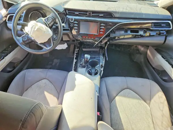 4T1B11HK4JU024325 2018 TOYOTA CAMRY - Image 8