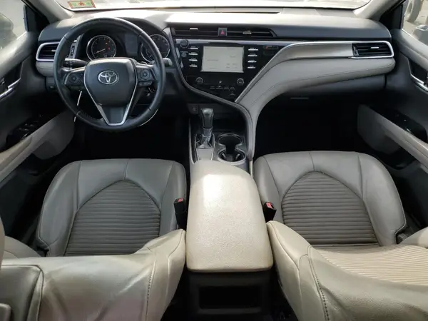 4T1B11HK4JU029833 2018 TOYOTA CAMRY - Image 8