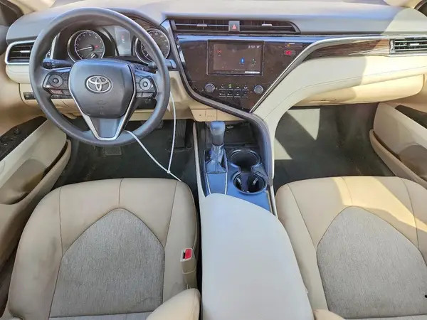 4T1B11HK4JU033140 2018 TOYOTA CAMRY - Image 8