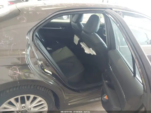 4T1B11HK4JU041433 2018 TOYOTA CAMRY - Image 8