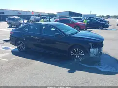 4T1B11HK4JU041934 2018 TOYOTA CAMRY