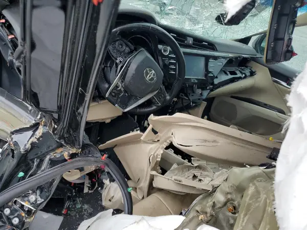 4T1B11HK4JU043750 2018 TOYOTA CAMRY - Image 8