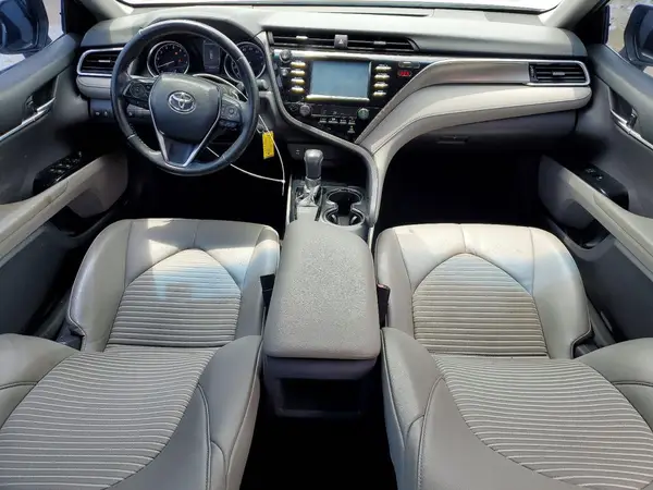 4T1B11HK4JU048401 2018 TOYOTA CAMRY - Image 8