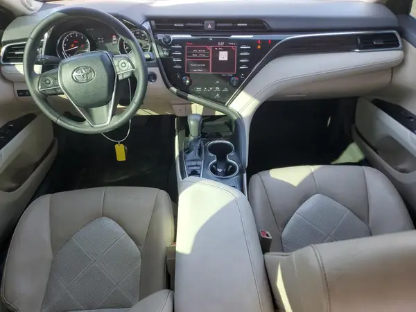 4T1B11HK4JU049077 2018 TOYOTA CAMRY - Image 8