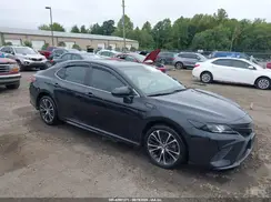 4T1B11HK4JU050665 2018 TOYOTA CAMRY
