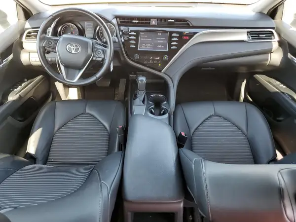 4T1B11HK4JU053856 2018 TOYOTA CAMRY - Image 8