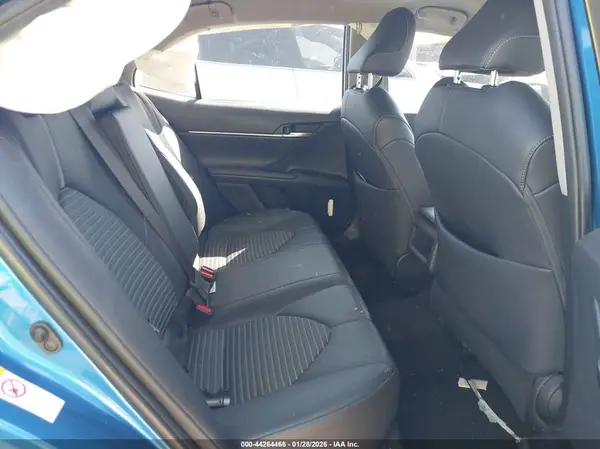 4T1B11HK4JU056174 2018 TOYOTA CAMRY - Image 8