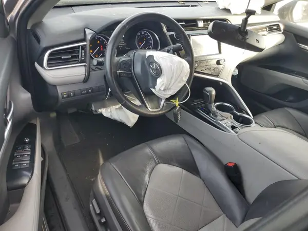 4T1B11HK4JU062623 2018 TOYOTA CAMRY - Image 8