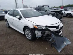 4T1B11HK4JU064128 2018 TOYOTA CAMRY