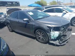 4T1B11HK4JU066767 2018 TOYOTA CAMRY