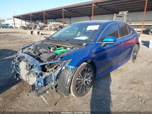 4T1B11HK4JU071936 2018 TOYOTA CAMRY - Image 2