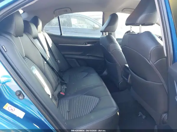 4T1B11HK4JU071936 2018 TOYOTA CAMRY - Image 8