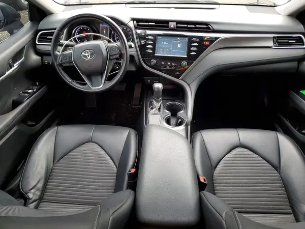 4T1B11HK4JU072472 2018 TOYOTA CAMRY - Image 8