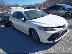 4T1B11HK4JU077624 2018 TOYOTA CAMRY